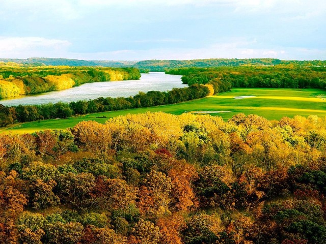 Fall in Love with Loudoun Foliage